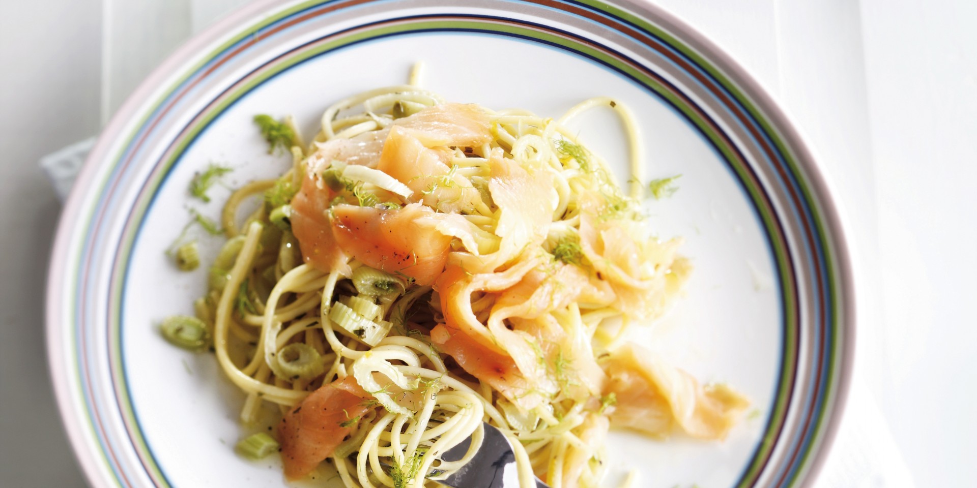 Spaghetti met venkel en gerookte zalm