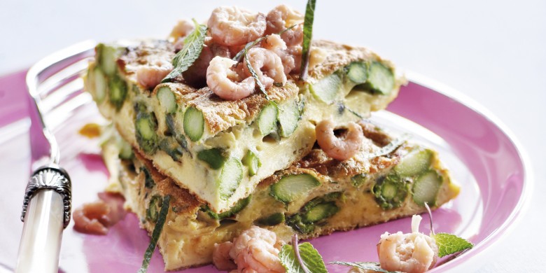 Aspergeomelet met Hollandse garnalen en munt