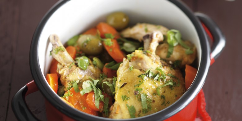 Kiptajine met wortel en tuinbonen