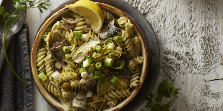 Fusilli met sardines, ansjovis en artisjok