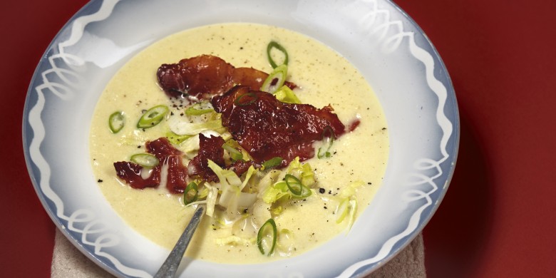 Witlofsoep met rauwe ham