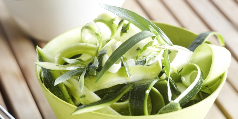 Courgettesalade met dragondressing