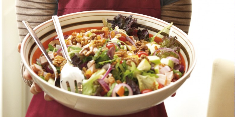 Gerookte-kipsalade met honing-mosterddressing