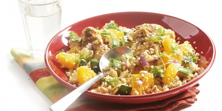 Lauwwarme couscous met kip en sinaasappel