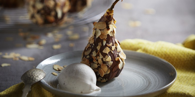 Chocoladeperen met specerijen-ijs