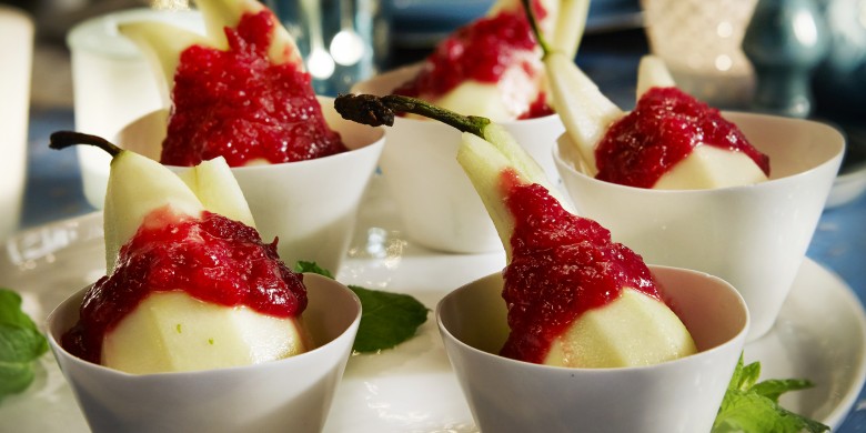 Peren met cranberrysaus