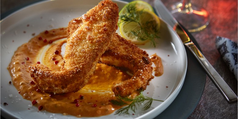 Gepaneerde zalm met pepersaus