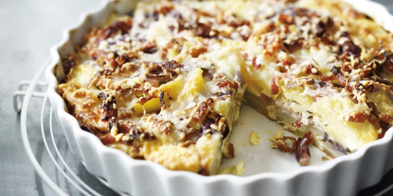 Gegratineerde aardappeltaart met spek
