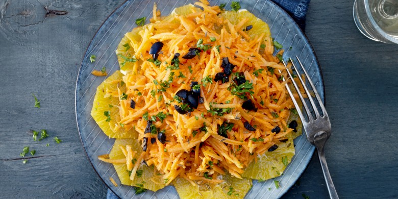 Wortelsalade met sinaasappeldressing en komijn