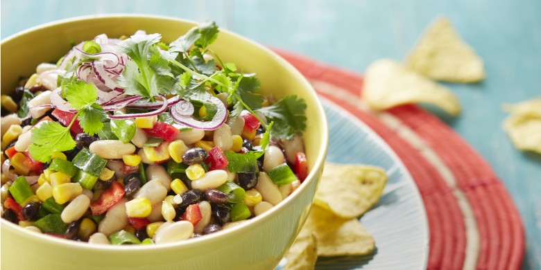 Bonensalade met mais en chilidressing