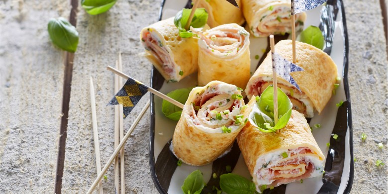 Omeletrolletjes met rauwe ham en kruidenricotta