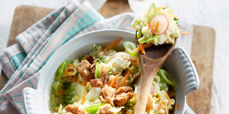 Stamppot van voorjaarsgroenten met mosterd en broodkruim