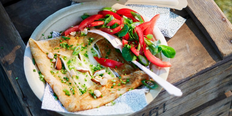 Crêpes met camembert en bieslook