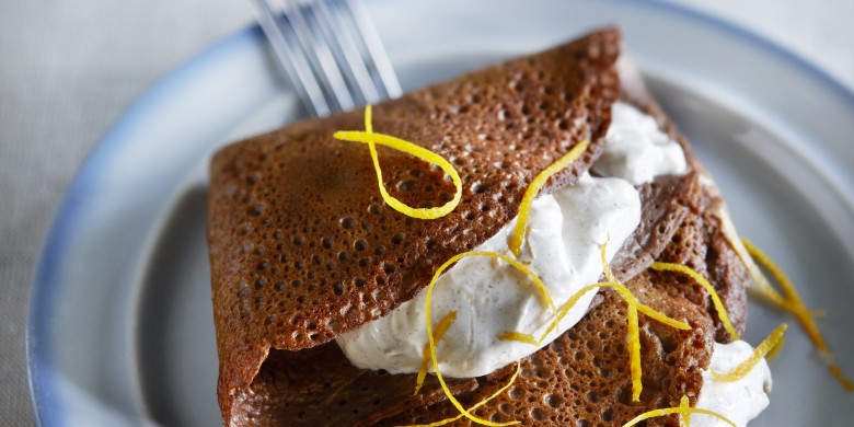 Chocoladeflensjes met specerijencrème