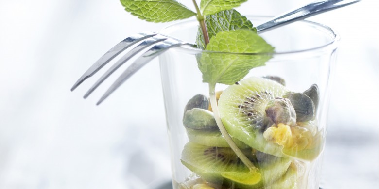 Kiwi-ijsjes met passievrucht en munt