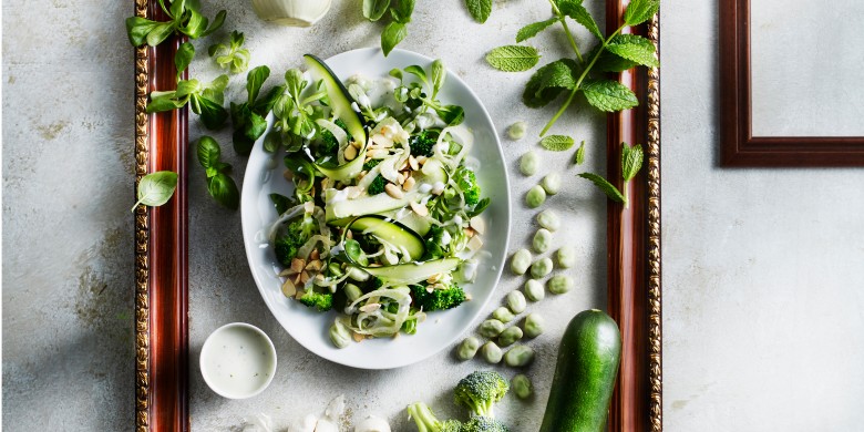 Groene salade met frisse yoghurtdressing