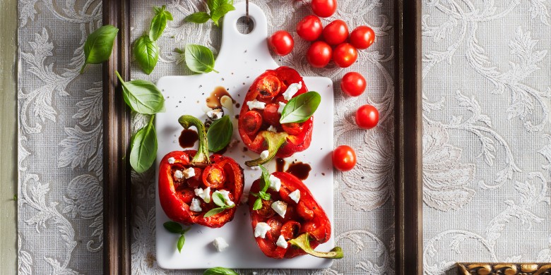Salade van gegrilde paprika met geitenkaas