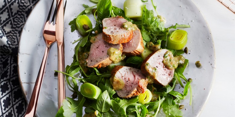 Varkenshaas met prei in kruidenvinaigrette