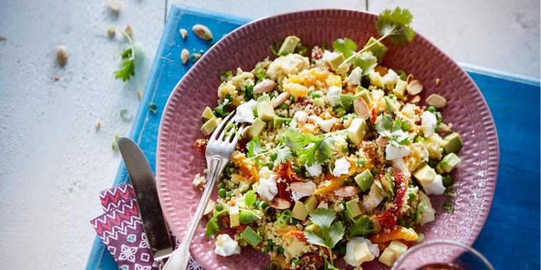 Couscoussalade met avocado en abrikozen