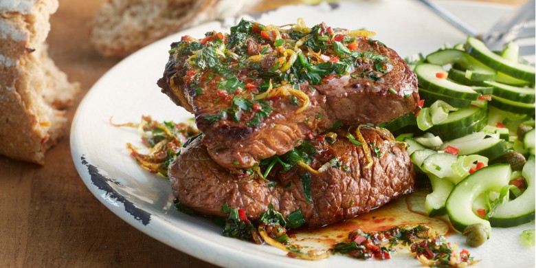 Bistecca met knoflook en citroen