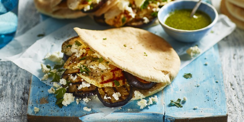 Pita’s met kip, gegrilde aubergine en feta