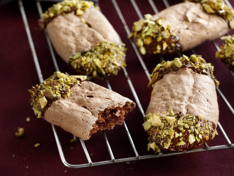 Chocolade-schuimkoekjes met pistache