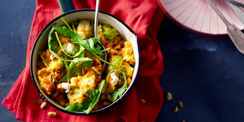 Stamppotje met zoete aardappel, spruitjes en feta