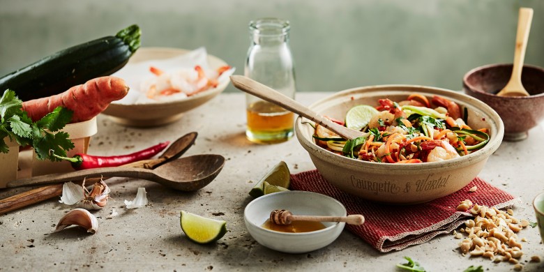 Pad thai van courgette en wortel