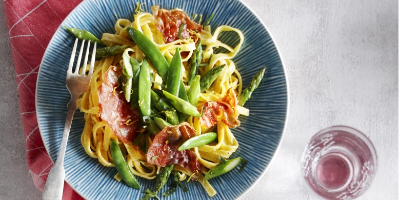 Citroenpasta met groene groenten 