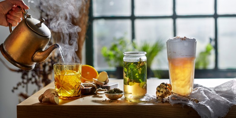 Chai met schuimige amandelmelk