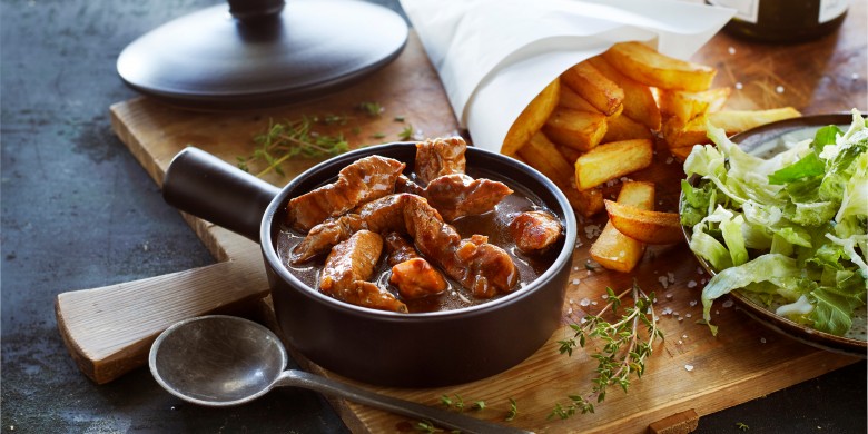 Vlaamse stoof met speculaas en frieten