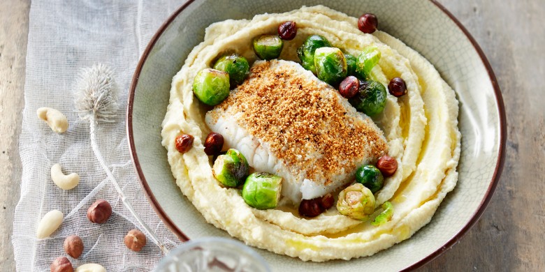 Kabeljauw met amandelkorst en bloemkool-cashewnotenpuree