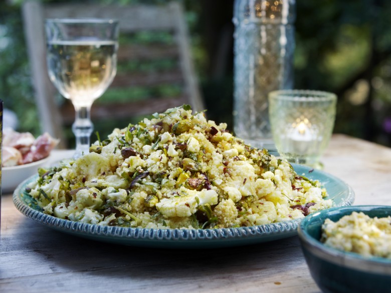 Couscoussalade met bloemkool en pistache