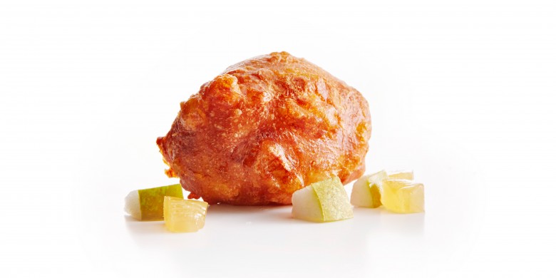 Oliebollen met peer en gekonfijte gember