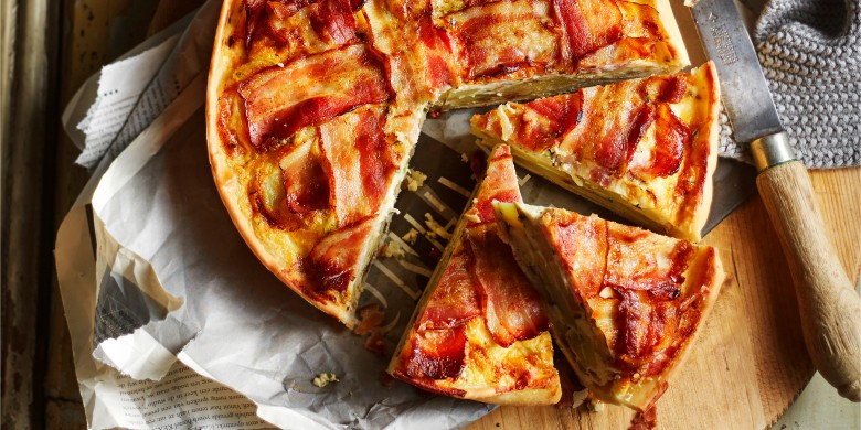 Quiche met romige aardappelvulling en katenspek