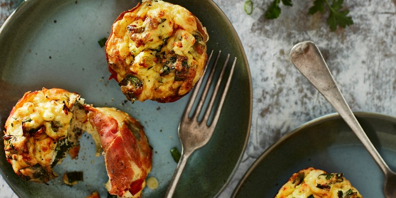 Muffins van knolselderijstamppot met parmaham