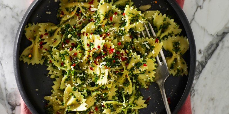 Farfalle met boerenkoolpesto