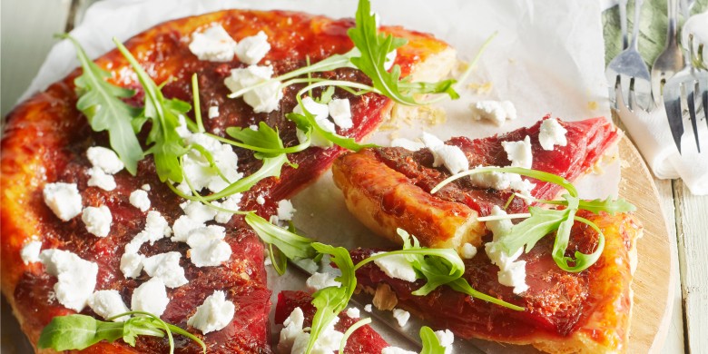 Tarte Tatin van gember en biet met geitenkaas