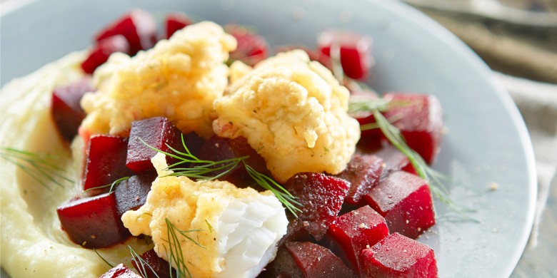 Kibbeling met gestoofde bietjes