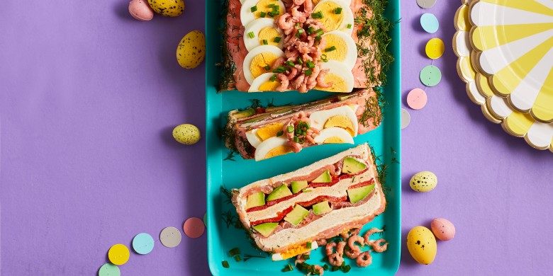 Zalmterrine met avocado en garnalen