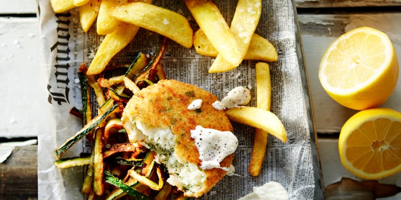 Viskoekjes met gefrituurde courgette en mierikswortelsaus