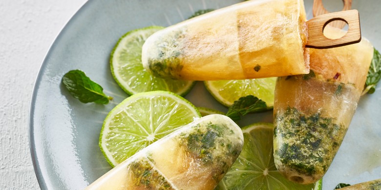 Groene thee-limoenijsjes