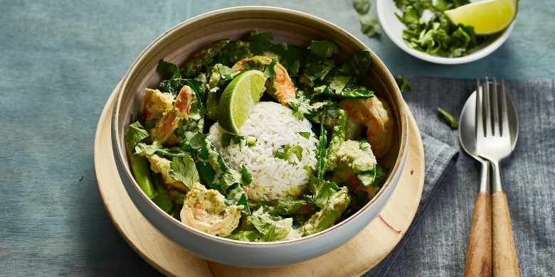 Thaise groene curry met garnalen en limoenrijst