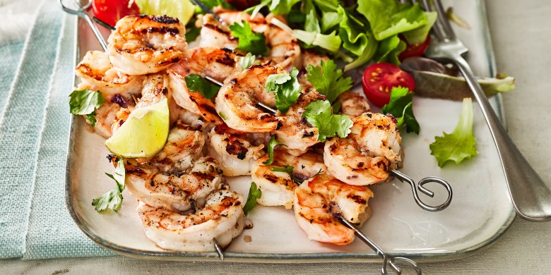 Garnalenspiesen met limoen en koriander