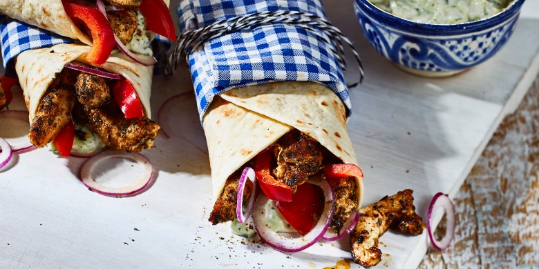 Kip-gyros met tzatziki
