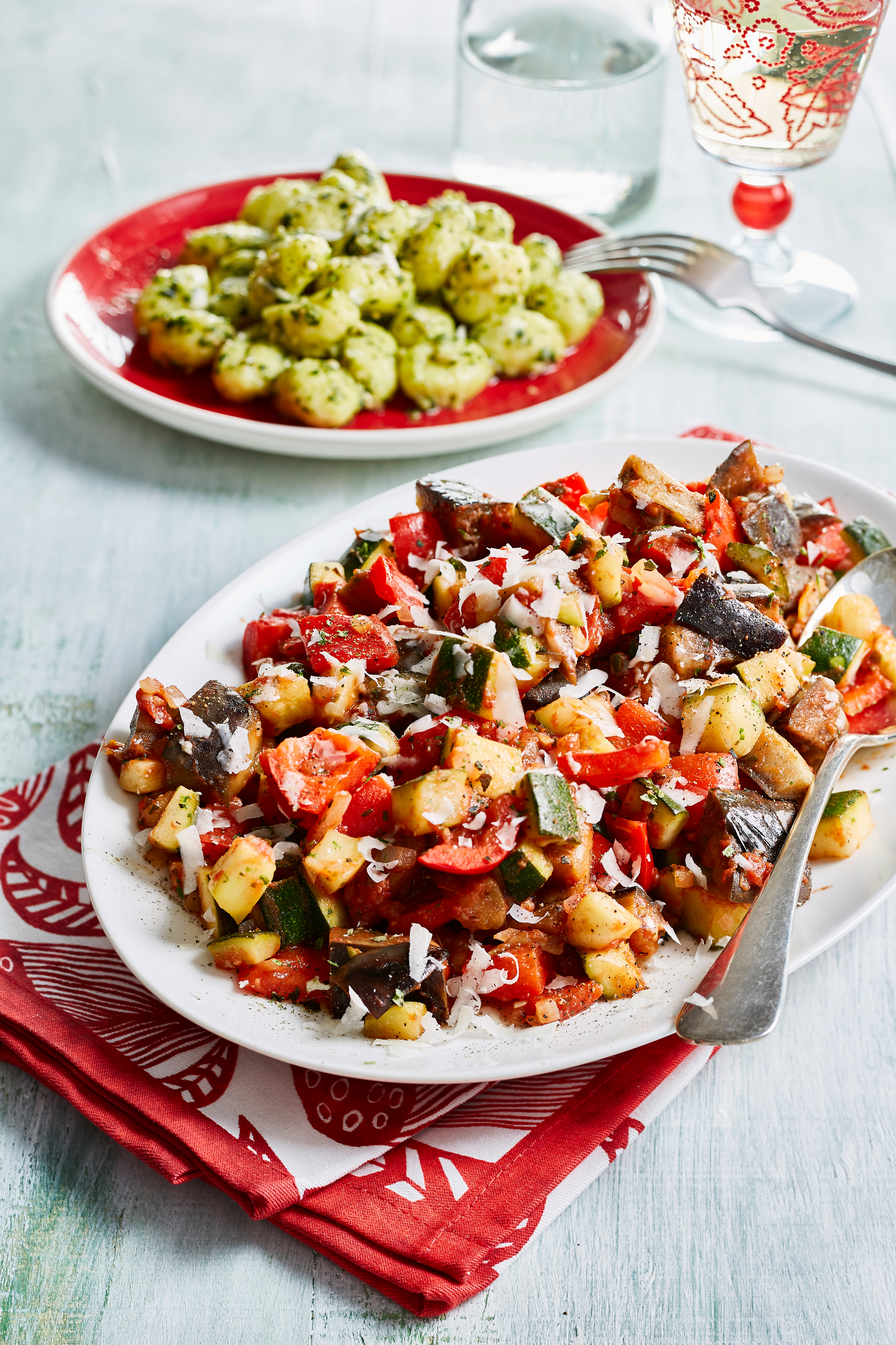 Ratatouille met pesto-gnocchi