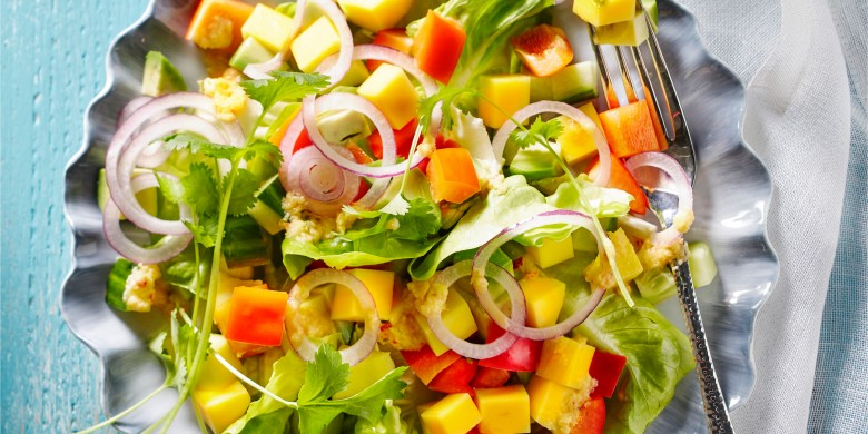 Mango-avocadosalade met mangodressing