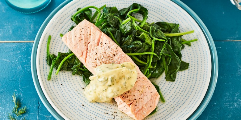 Gepocheerde zalm met luchtige hollandaisesaus