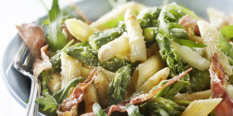 Penne met asperges en parmaham